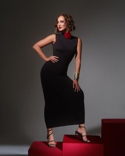 Olga Buzova feet photo thumbnail