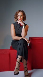 Olga Buzova feet photo thumbnail