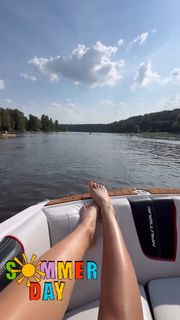 Olga Buzova feet photo thumbnail