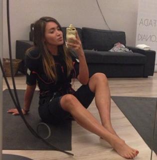 Olga Farmaki feet photo 4