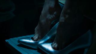 Olga Fonda feet photo thumbnail