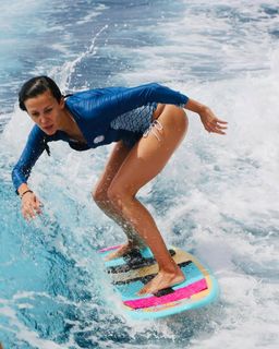 Olga Fonda feet photo thumbnail