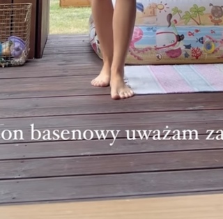 Olga Frycz feet photo 9