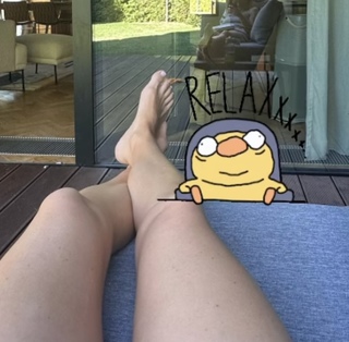 Olga Frycz feet photo 3