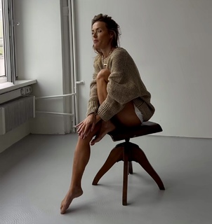 Olga Frycz feet photo 1