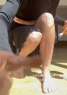 Olga Frycz feet photo 1