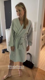Olga Frycz feet photo 12