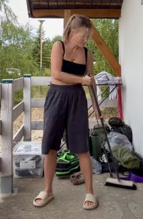 Olga Frycz feet photo 1