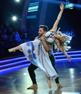 Olga Kalicka feet photo thumbnail