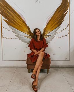 Olga Kalicka feet photo thumbnail