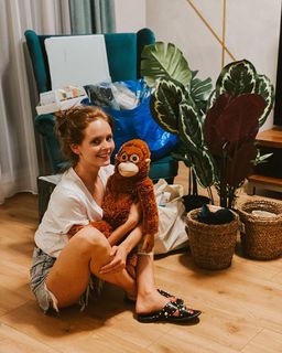 Olga Kalicka feet photo thumbnail