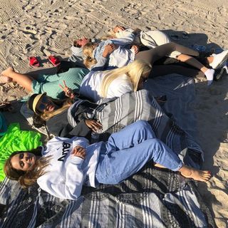 Olga Kalicka feet photo thumbnail