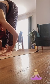 Olga Kalicka feet photo thumbnail