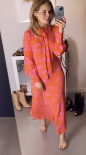 Olga Kalicka feet photo thumbnail