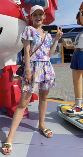 Olga Kalicka feet photo thumbnail