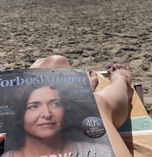 Olga Kalicka feet photo thumbnail