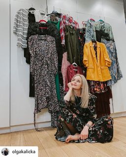 Olga Kalicka feet photo thumbnail