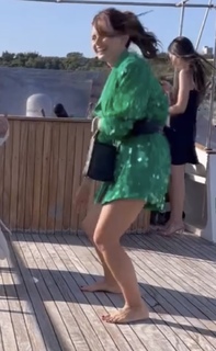 Olga Kalicka feet photo thumbnail