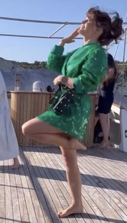 Olga Kalicka feet photo thumbnail