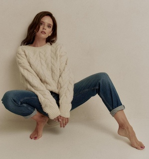 Olga Kalicka feet photo thumbnail