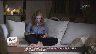 Olga Kalicka feet photo thumbnail