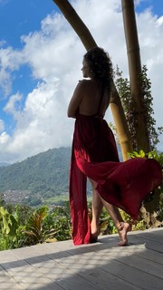 Olga Kalicka feet photo thumbnail