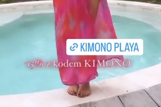 Olga Kalicka feet photo thumbnail