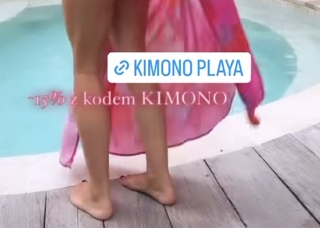 Olga Kalicka feet photo thumbnail