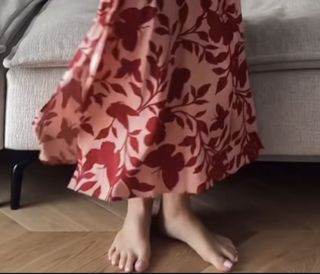 Olga Kalicka feet photo thumbnail