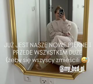 Olga Kalicka feet photo thumbnail