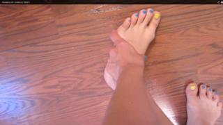 Olga Kay feet photo thumbnail