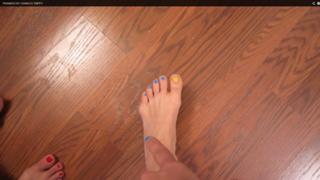 Olga Kay feet photo thumbnail