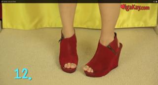 Olga Kay feet photo thumbnail