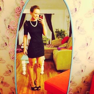 Olga Kay feet photo thumbnail