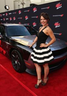 Olga Kay feet photo thumbnail