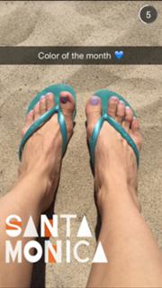 Olga Kay feet photo thumbnail
