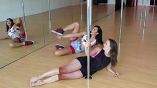 Olga Kay feet photo thumbnail