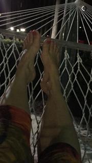Olga Kay feet photo thumbnail