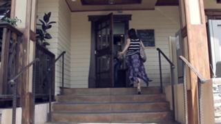 Olga Kay feet photo thumbnail