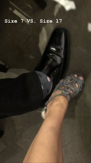 Olga Kay feet photo thumbnail