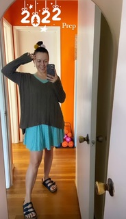 Olga Kay feet photo thumbnail