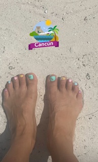 Olga Kay feet photo thumbnail