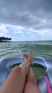 Olga Kay feet photo thumbnail