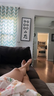 Olga Kay feet photo thumbnail