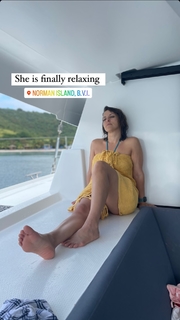 Olga Kay feet photo thumbnail