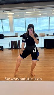 Olga Kay feet photo 1