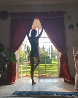 Olga Kent feet photo 15