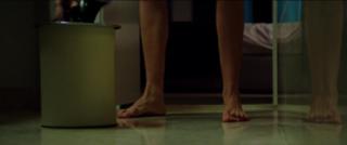 Olga Kurylenko feet photo thumbnail