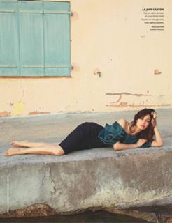 Olga Kurylenko feet photo thumbnail