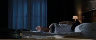 Olga Kurylenko feet photo thumbnail